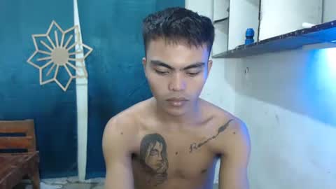 Snapshot of kenneth_jeey chatting on 12.16.25 kenneth_jeey online show from 12.16.25