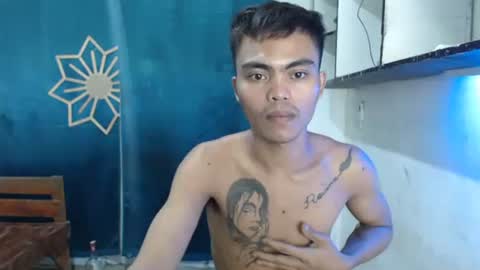 Snapshot of kenneth_jeey chatting on 12.19.25 kenneth_jeey online show from 12.19.25