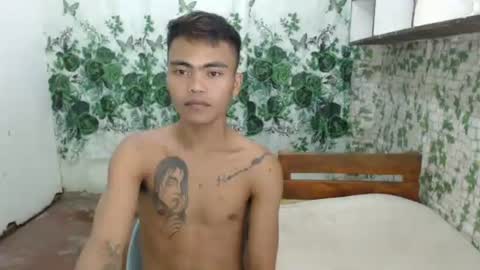 Snapshot of kenneth_jeey chatting on 04.01.26 kenneth_jeey online show from 04.01.26