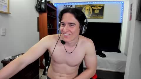 Snapshot of kent_zagann chatting on 01.21.25 Santiago online show from 01.21.25