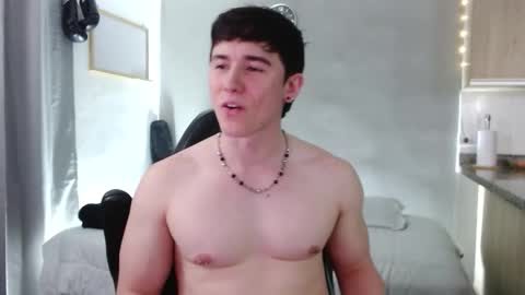 Snapshot of kent_zagann chatting on 10.23.25 Santiago online show from 10.23.25