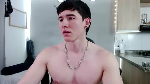 Snapshot of kent_zagann chatting on 10.27.25 Santiago online show from 10.27.25