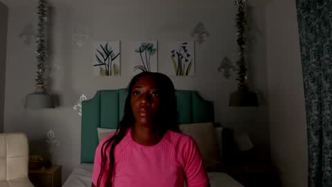 kentha_mitchells online show from 01.12.25