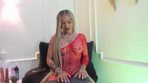 Snapshot of kenya_carper chatting on 02.17.25 Kenya online show from 02.17.25