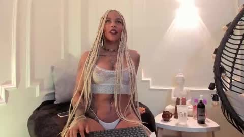 Snapshot of kenya_carper chatting on 02.26.25 Kenya online show from 02.26.25