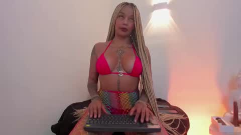 Snapshot of kenya_carper chatting on 10.20.25 Kenya online show from 10.20.25