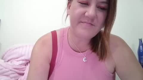 Snapshot of kenzbenz chatting on 11.26.25 KenzBenz online show from 11.26.25