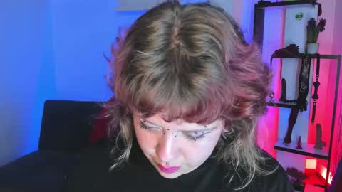 Kenzie online show from 12.19.25