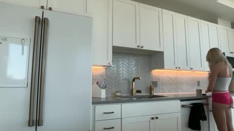 Snapshot of kenziesmithh chatting on 03.02.26 kenziesmithh online show from 03.02.26