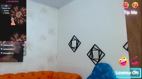 K E R L Y online show from 01.03.25