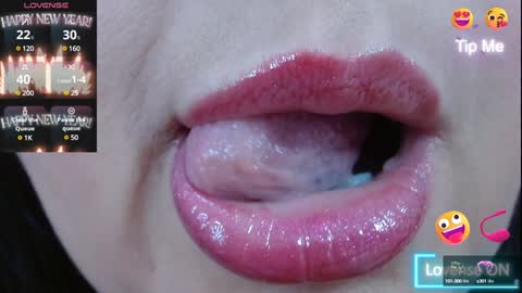 K E R L Y online show from 01.07.25