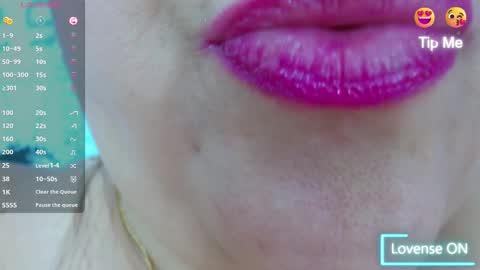 K E R L Y online show from 03.10.25