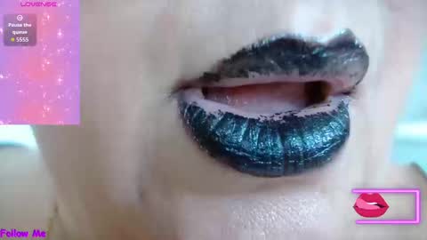 K E R L Y online show from 09.09.25