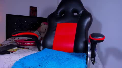 Kerlysmith24 online show from 01.13.25