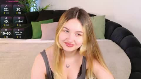 Snapshot of kerry_mell chatting on 05.02.26 kerry_mell online show from 05.02.26