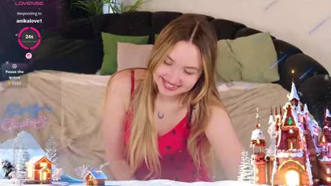 Snapshot of kerry_mell chatting on 05.05.26 kerry_mell online show from 05.05.26