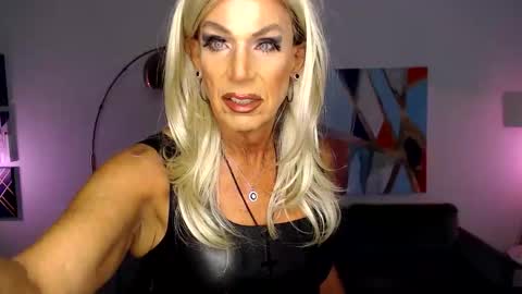 Kerry Wright online show from 11.02.25