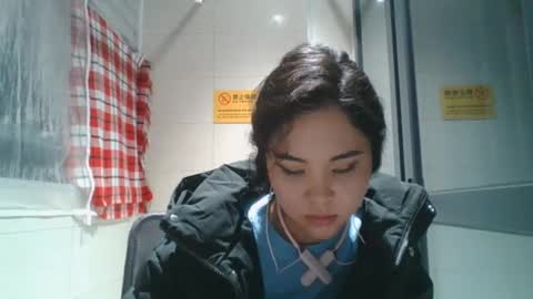 Snapshot of kerstinscotto chatting on 12.15.25 Jenny online show from 12.15.25