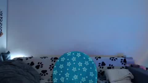 Snapshot of kesha_muah chatting on 04.21.26 kesha online show from 04.21.26