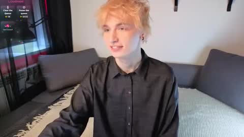 Snapshot of kessy_white chatting on 02.15.26 Kessy online show from 02.15.26