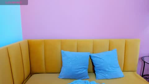 KatrinaKetrin online show from 11.17.25