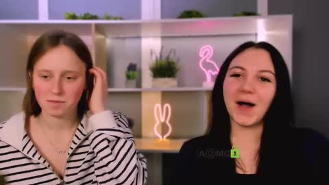 Snapshot of keuli_li chatting on 02.26.26 keuli_li online show from 02.26.26