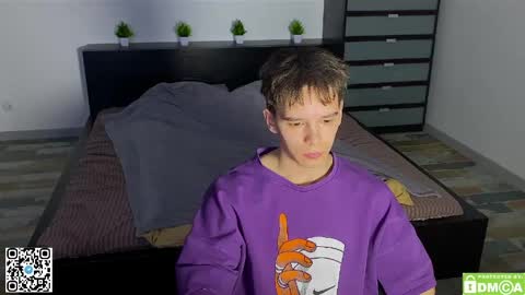 Snapshot of kevin_do0 chatting on 04.01.26 Kevin online show from 04.01.26