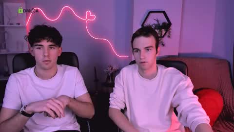 Snapshot of kevin_nix_ chatting on 02.02.26 kevin_nix_ online show from 02.02.26