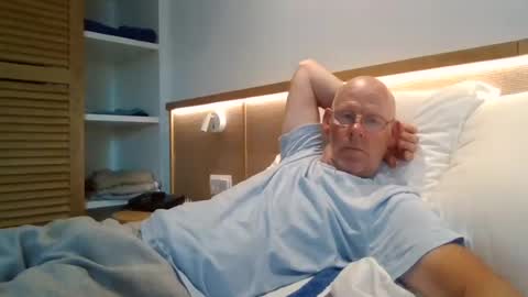 kevlooking4sez online show from 07.31.26