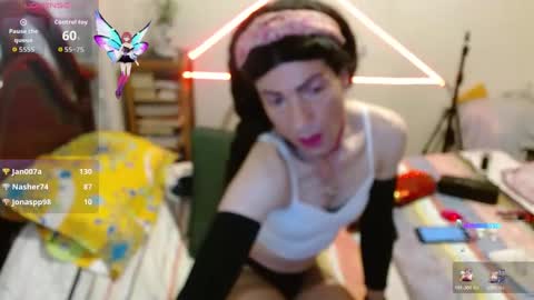 Snapshot of keyla_13 chatting on 11.23.25 keyla_13 online show from 11.23.25