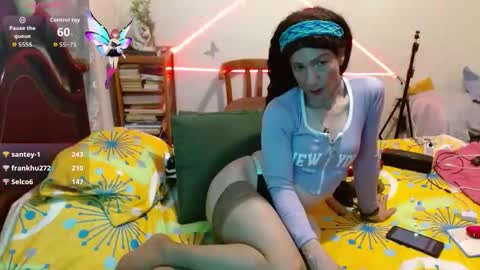 Snapshot of keyla_13 chatting on 11.30.25 keyla_13 online show from 11.30.25