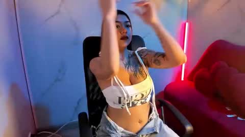 keyla_cutte online show from 10.18.25