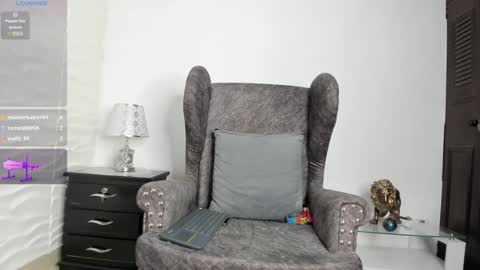 Keila Milf online show from 12.26.24