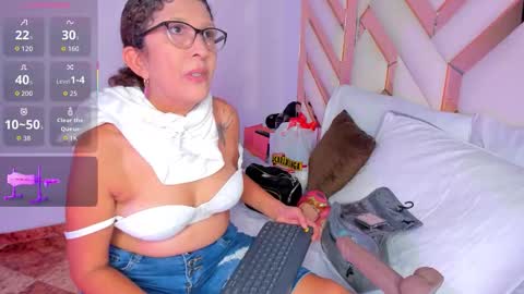 Keila Milf online show from 11.27.25