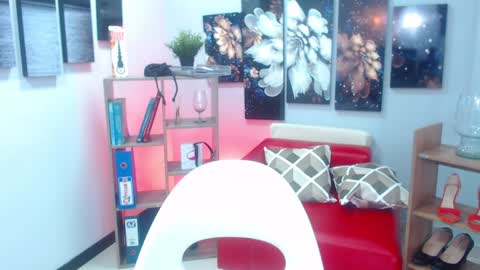 Keyla  online show from 01.08.25