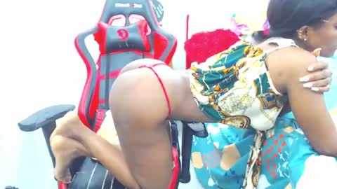 Sandy Saenz online show from 01.26.25