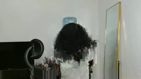 Snapshot of khaleesi7777777 chatting on 02.19.26 Khaleesi online show from 02.19.26