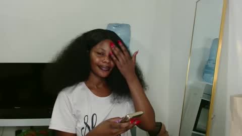 Snapshot of khaleesi7777777 chatting on 03.04.26 Khaleesi online show from 03.04.26