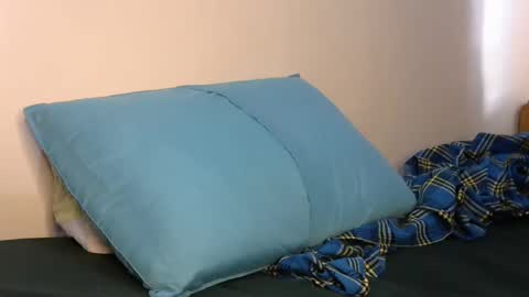 Snapshot of khalidnatasha chatting on 01.08.25 khalidnatasha online show from 01.08.25