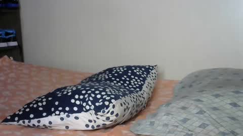 Snapshot of khalidnatasha chatting on 02.25.25 khalidnatasha online show from 02.25.25