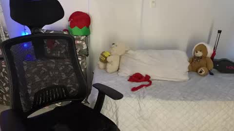 Karelys M. online show from 12.25.24