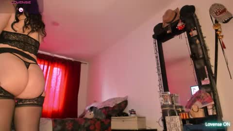 Snapshot of kharlymilf chatting on 01.10.26 Alice online show from 01.10.26