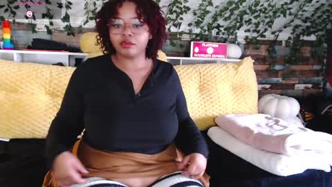 Khaya online show from 01.05.25