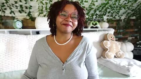 Khaya online show from 03.04.25