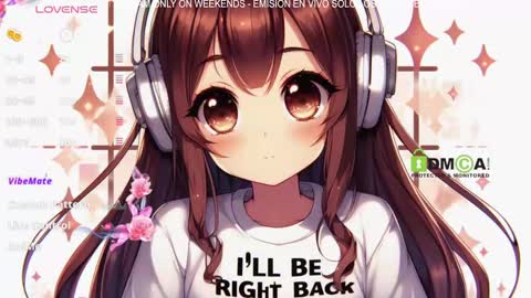 Snapshot of khionebesset chatting on 11.18.25 Khi. online show from 11.18.25