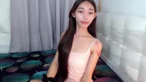 Snapshot of khloedoll_ chatting on 01.14.26 khloe online show from 01.14.26