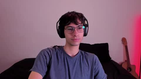 khozler_ online show from 02.22.25