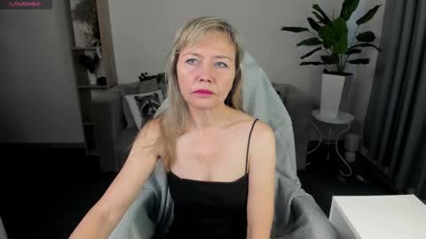 Ellie online show from 02.08.26