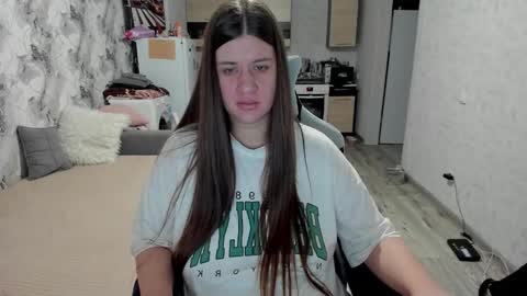 kianna_dior_ online show from 11.13.25