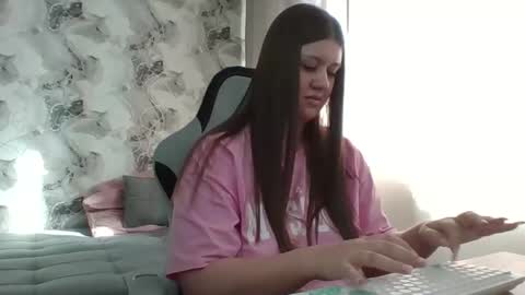 kianna_dior_ online show from 03.11.26